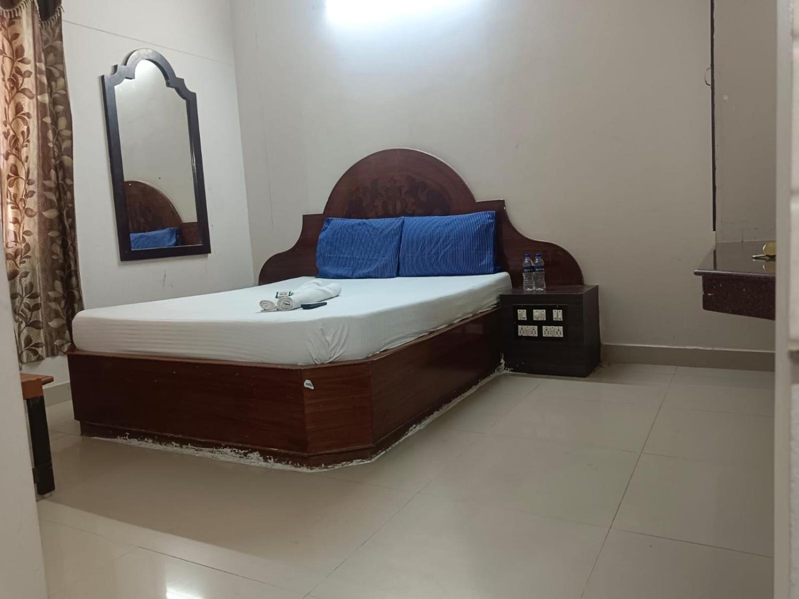 Sree Balaji Hotel - Lodge Kanyakumari Εξωτερικό φωτογραφία